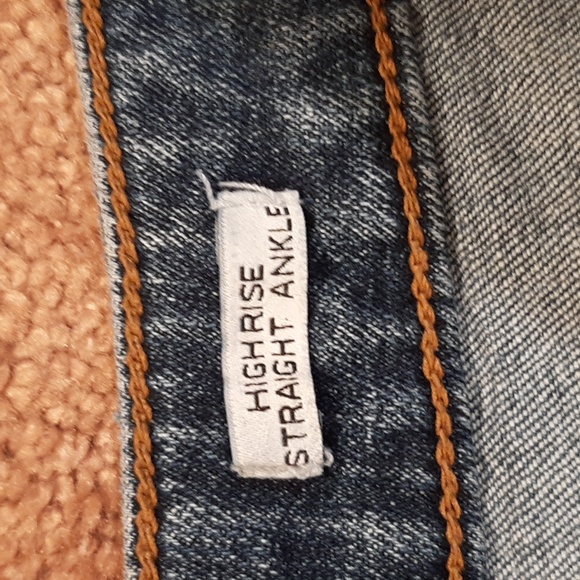 Nine West High-Rise Straight-Ankle Frayed Jeans (Size 6) - Picture 7 of 11